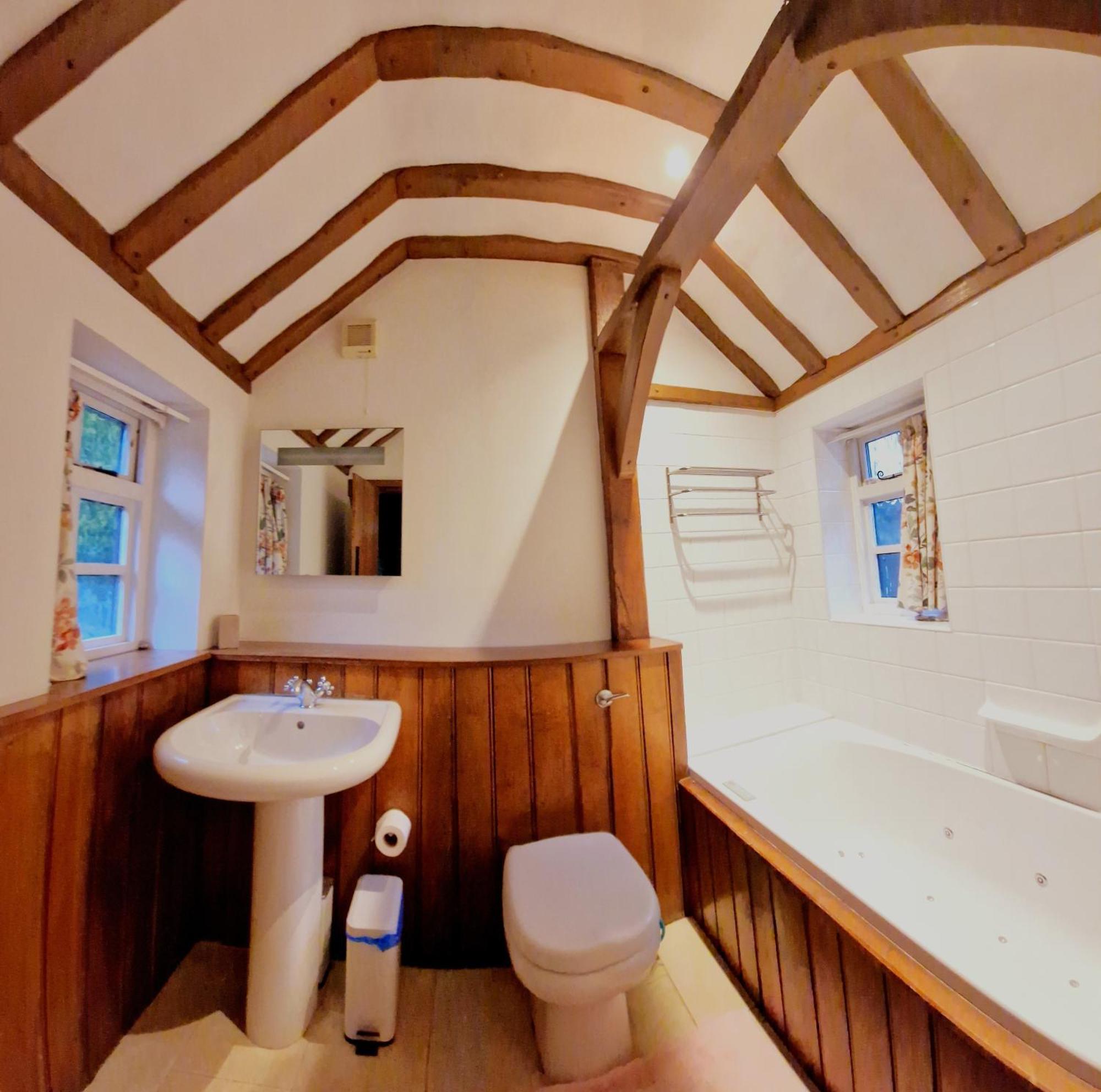 Beautiful Cottage In Brentwood Kelvedon Hatch Dış mekan fotoğraf